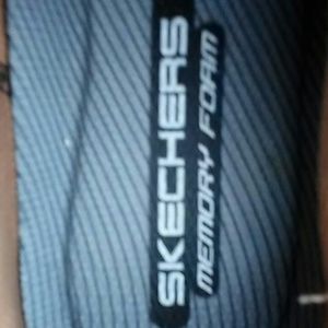 9.5 skechers